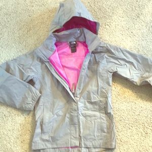 Girls NorthFace windbreaker/rain jacket